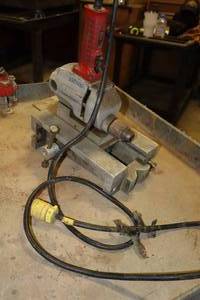 lot 793 image: Milwaukee 12 Drill Tapping Machine 1660-4