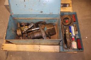 lot 777 image: Mueller Tapping Tool with Case