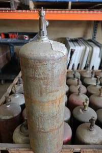 lot 805 image: Lot of (6) Acetylene Welding B-Tanks