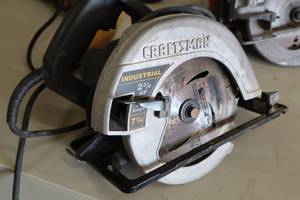 lot 843 image: Craftsman 7-14 Circular Saw 315.275420