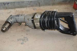 lot 854 image: Right Angle Drill