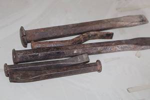 lot 869 image: Lot of (5) Chisels