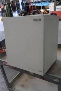 lot 909 image: Rolling Storage Cabinet