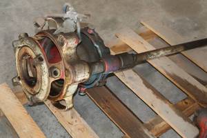 lot 887 image: Ridgid Pipe Threader
