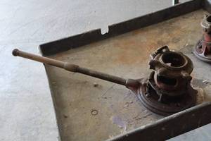 lot 888 image: Ridgid No. 65-R Pipe Threader