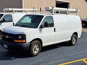 lot 760 image: 2014 Chevrolet 3500 Express 3-Door Cargo Van