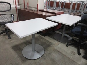 lot 628 image: KIMBALL LAMINATE TOP CAFE TABLES