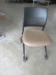 lot 655 image: KI NESTING CHAIRS WITH WHEELS