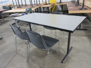 lot 622 image: WORK TABLE WITH MARCELLO ZILIANI CONTEMPORARY CHAIRS