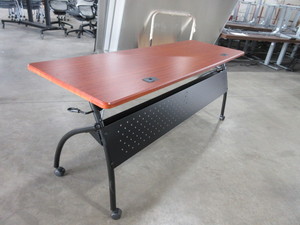 lot 626 image: ROLLING, FLIP TOP NESTING TABLES