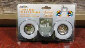 lot 50 image: Coolites Light Show Fold-Up Speaker