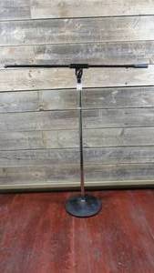 lot 68 image: Tilt in Microphone Stand-Missing Clip