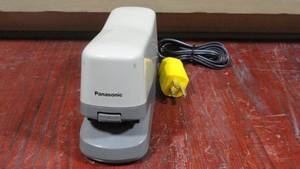lot 272 image: Panasonic Electric Stapler-AS-302N