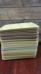 lot 351 image: Lot of 41 Cafeteria Trays-Arrowhead-Monitor