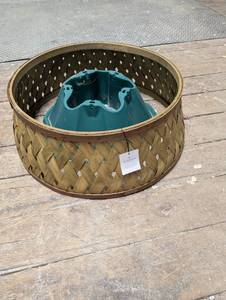 lot 412 image: 8 Foot Tree Stand w Woven Wicker Tree Shroud