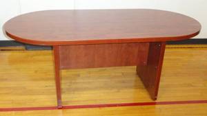 lot 425 image: Oval Conference Table - 71L x 35.5W x 30H - Heavy Duty