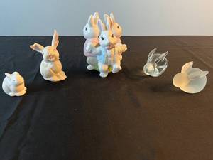 lot 104 image: Collection of Rabbit Figurines - Ceramic and Glass