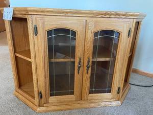 lot 130 image: Oak Corner Cabinet with Glass Pane Doors and Shelves