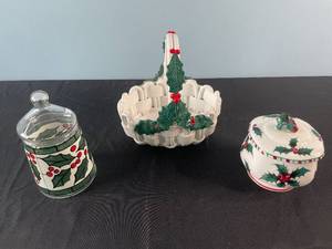 lot 145 image: Handmade Italian Christmas-Themed Ceramic Basket and Containers