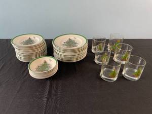 lot 174 image: Spode Christmas Tree Dinnerware Set with Glasses - 29 Pieces