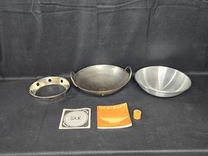 lot 55 image: Wok Set with Accessories