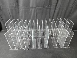 lot 81 image: Lot of Clear Acrylic Display Easels