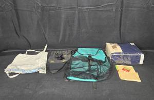 lot 120 image: Lot of Assorted Bags and Homegoods