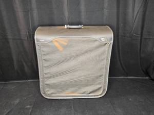 lot 140 image: Atlantic Portable Storage CaseLuggage