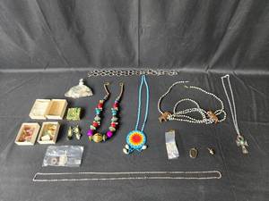 lot 201 image: Mixed Lot of Jewelry - Necklaces, Rings, Earrings, and More