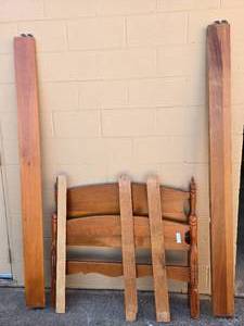 lot 202 image: SZ Twin Wooden Bed Frame Components with Headboard