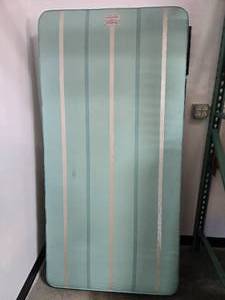 lot 205 image: Simmons Company Twin Mattress and Box Spring Set