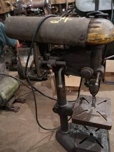 lot 24 image: ATLAS BENCH TOP DRILL PRESS