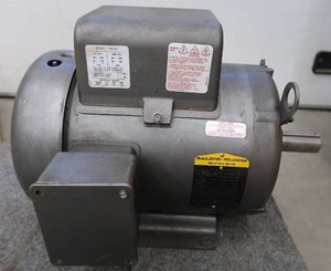 lot 39 image: BALDOR INDUSTRIAL MOTOR
