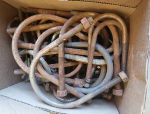 lot 68 image: U BOLTS