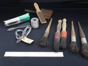 lot 86 image: SOLDER  BRUSHES