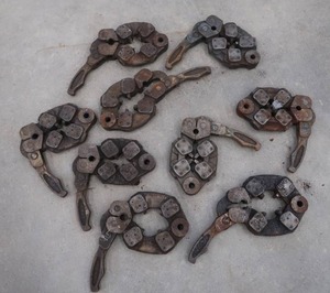 lot 94 image: TOLEDO THREADER DIES