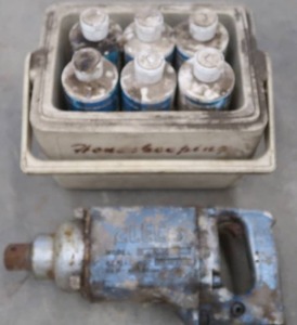 lot 101 image: CLECO PENUMATIC TOOL  6 KILFROST LUBRICANTS
