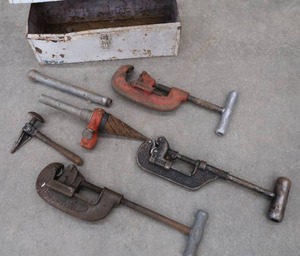 lot 38 image: RIDGID PIPE CUTTER REAMER AND MORE