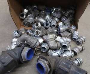 lot 106 image: CONNECTORS