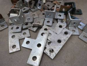 lot 107 image: BRACKETS