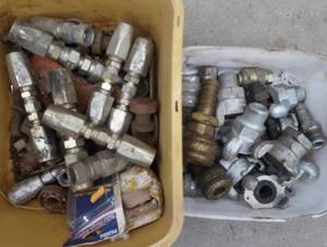 lot 139 image: HYDRAULIC FITTINGS  AIR CUPPLINGS