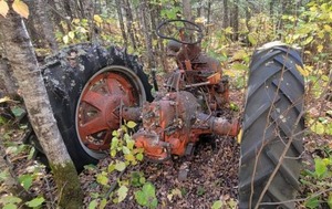 lot 36N image: CASE TRACTOR FOR PARTS