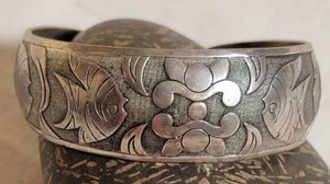 lot 81 image: Wide Ornate Clown Fish Silver Cuff Bracelet, hallmarked