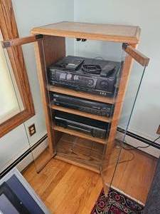 lot 302 image: Audio Cabinet & Components