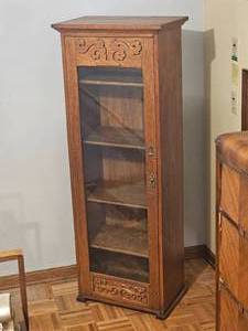 lot 229 image: Arts & Craft Display Case with Ornate Molding