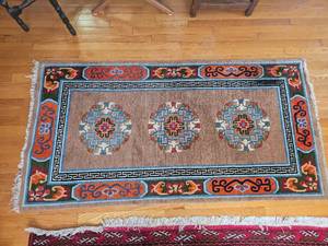 lot 104 image: Tibetan Oriental Area Rug