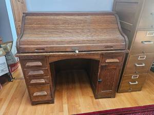lot 236 image: Antique Roll Top Office Desk