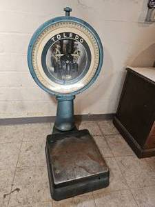 lot 2 image: Toledo Scale Company Grain Scale