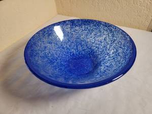 lot 91 image: Kosta Boda Blue Mottled Centerpiece Bowl