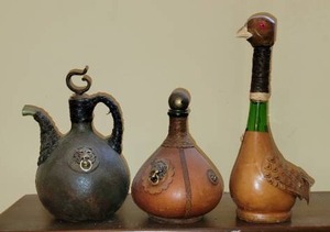 lot 214 image: Vintage Leather Covered Decanter Bottles Barware